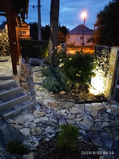 Rózsavendégház a Bakony -szívében!