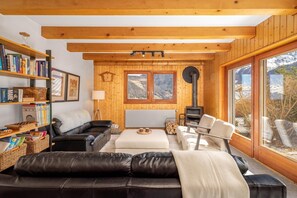 Chalet (4 Bedrooms) | Floor plan