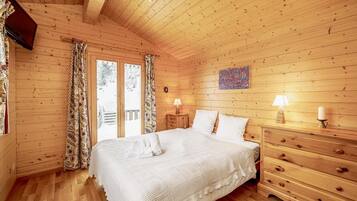 Chalet (3 Bedrooms) | Floor plan