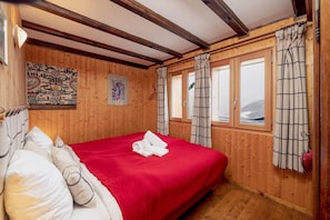 Chalet (3 Bedrooms) | Floor plan