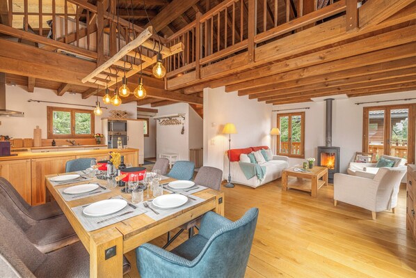 Chalet (4 Bedrooms) | Denah