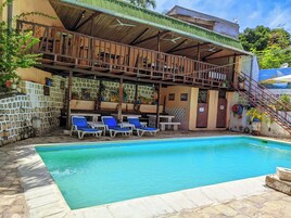 15 piscinas al aire libre