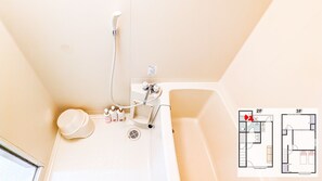 Combinazione doccia/vasca, set di cortesia gratuito, asciugacapelli