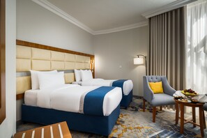 In-room safe, soundproofing, iron/ironing board, free WiFi