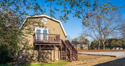 Tiger's Refuge:Apt A 1br,1ba 10 mins from Clemson University