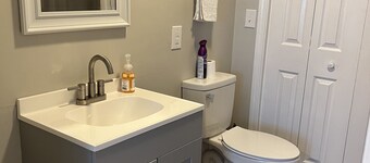 Tiger's Refuge:Apt A 1br,1ba 10 mins from Clemson University