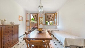 Vila | Ruang makan