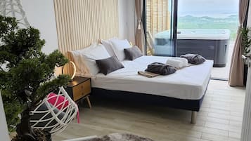 1 bedroom, iron/ironing board, travel crib, free WiFi