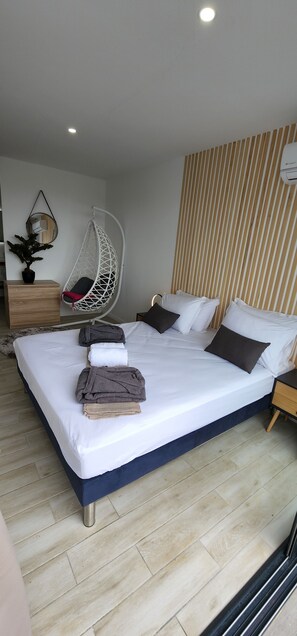 1 chambre, fer et planche à repasser, lit parapluie, Wi-Fi gratuit