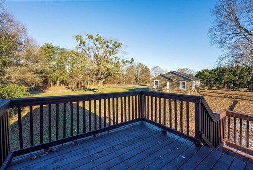 Tigers Refuge:Apt B 1br/1ba 10 min from Clemson U.