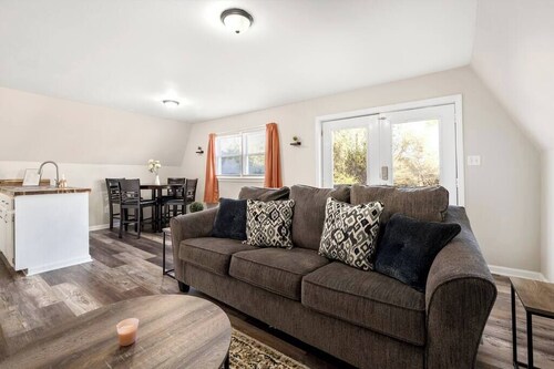 Tigers Refuge:Apt B 1br/1ba 10 min from Clemson U.