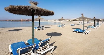 Home2book Serenity Retreat with Terrace