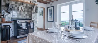 Windy Walls - 3 Bedroom Holiday Home - Rhossili