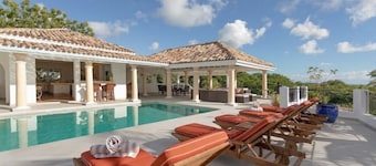 Luxury 5 Bedroom Villa