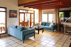 تلفزيون ذكي