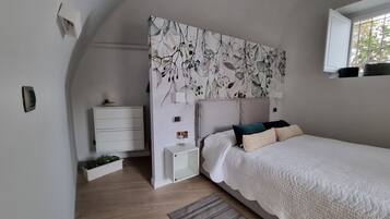 2 camere, ferro/asse da stiro