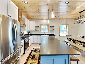 Casa (5 Bedrooms) | Servicio de la propiedad