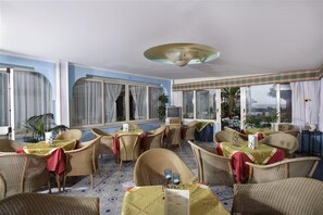 Dining - Baia Degli Dei (Giardini Naxos)
