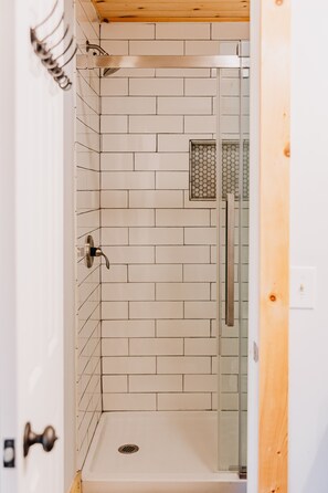 Bathtub, hair dryer, towels