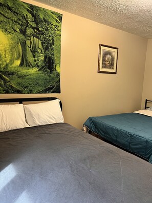 3 chambres, bureau, fer et planche à repasser, Wi-Fi gratuit