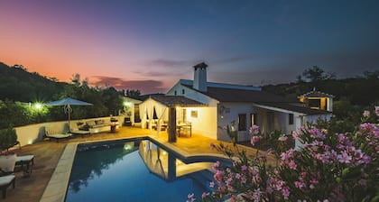 Cubo's Casa Rural Mar Verde / piscina privada / free wifi / BBQ