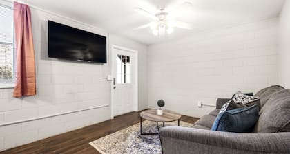 Tiger's Refuge:Apt C 1br,1ba 10 mins from Clemson University