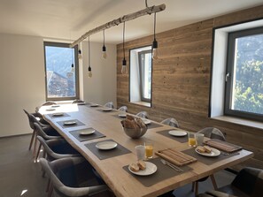 Dining - Nouveau Logement Spacieux et Cosy au Pied de Val Thorens - 16 Personnes (Orelle)