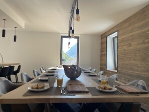 Ruokailu