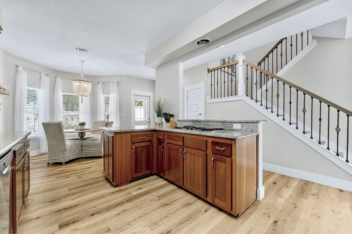 Photo 12 of Private Pool-Hot Tub - Free Golf Cart - Block to Beach - GameRoom - Rooftop Deck
