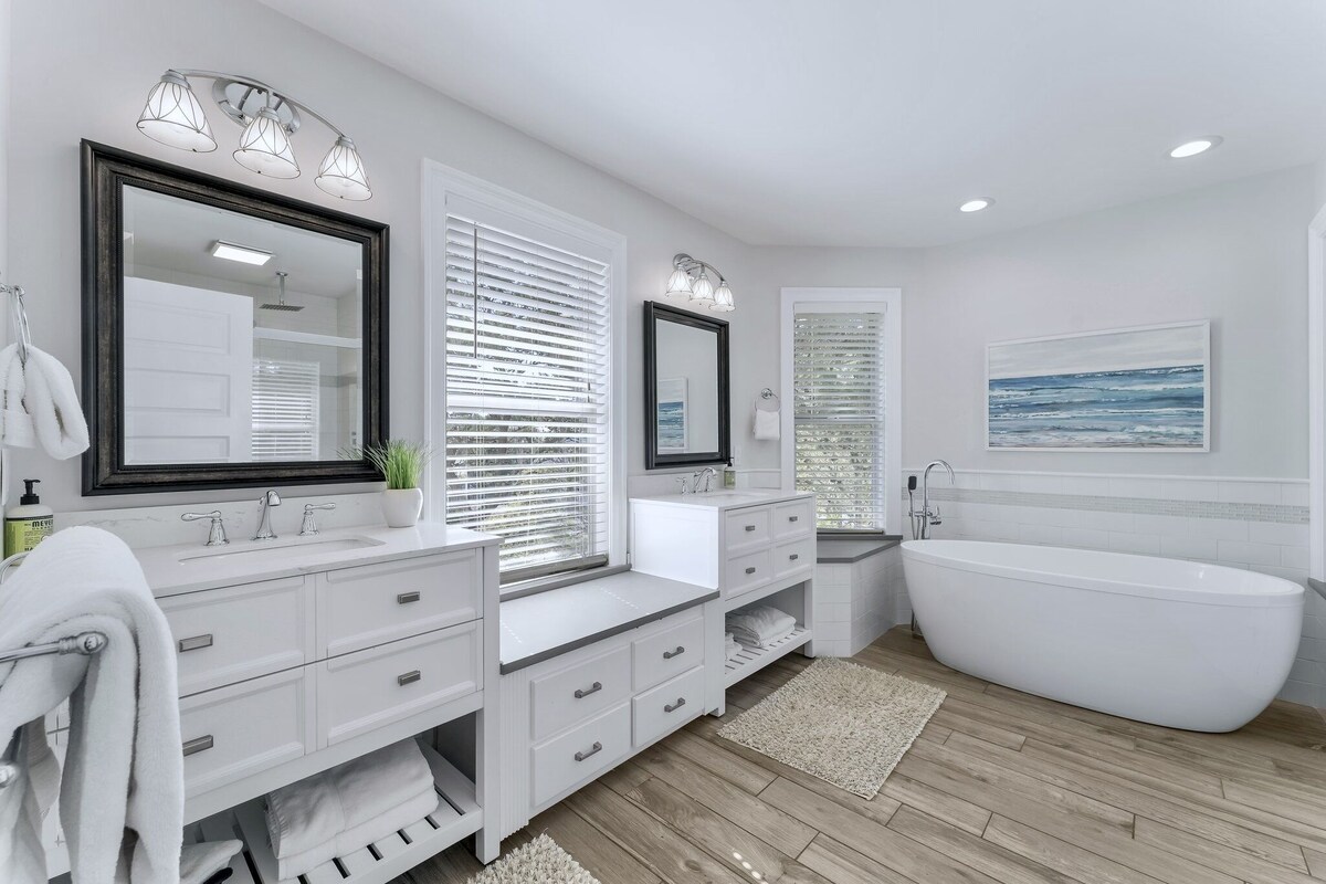 Photo 23 of Private Pool-Hot Tub - Free Golf Cart - Block to Beach - GameRoom - Rooftop Deck