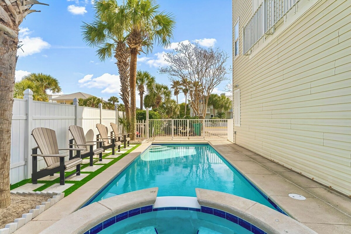 Photo 47 of Private Pool-Hot Tub - Free Golf Cart - Block to Beach - GameRoom - Rooftop Deck
