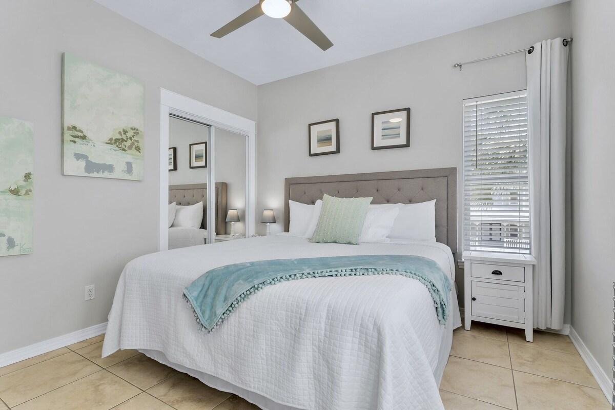 Photo 33 of Private Pool-Hot Tub - Free Golf Cart - Block to Beach - GameRoom - Rooftop Deck