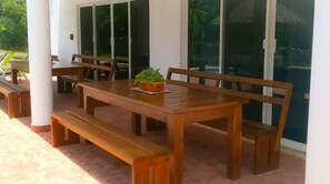 Outdoor dining