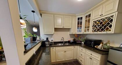 Cute Inlaw space! 580/680 Corridor