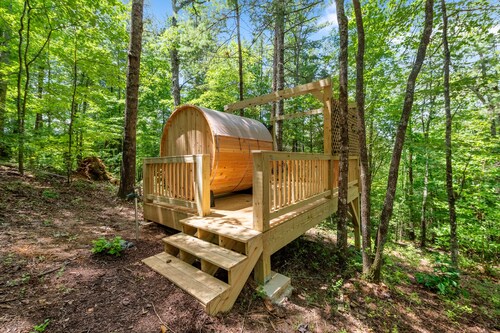 Bliss - Mountaintop Cabin w/ Steam Sauna, Minutes from Blue Ridge