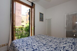 1 soveværelse, strygejern/strygebræt, gratis Wi-Fi, sengetøj