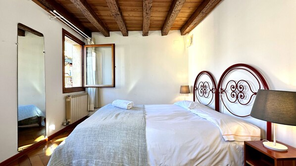 1 Schlafzimmer, Bügeleisen/Bügelbrett, kostenloses WLAN, Bettwäsche