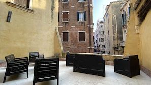 Terrasse/gårdhave
