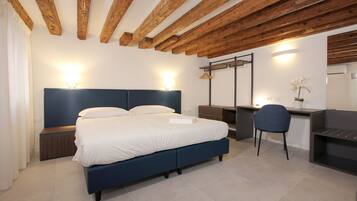 2 camere, ferro/asse da stiro, Wi-Fi gratuito, lenzuola