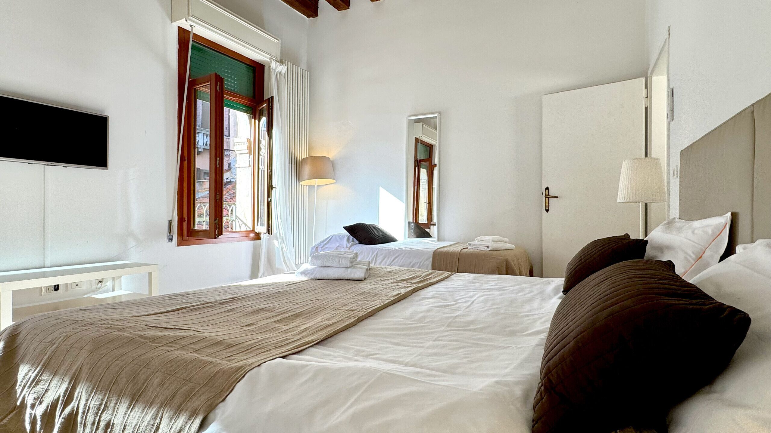 3 Schlafzimmer, Bügeleisen/Bügelbrett, kostenloses WLAN