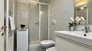 Shower, hair dryer, bidet, towels - Romantic Grand Canal (Venecia)