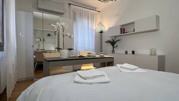 1 camera, ferro/asse da stiro, Wi-Fi gratuito, lenzuola