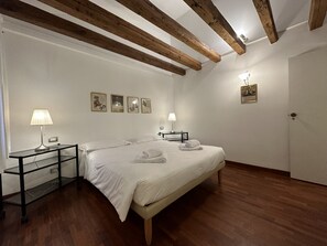 6 Schlafzimmer, kostenloses WLAN, Bettwäsche