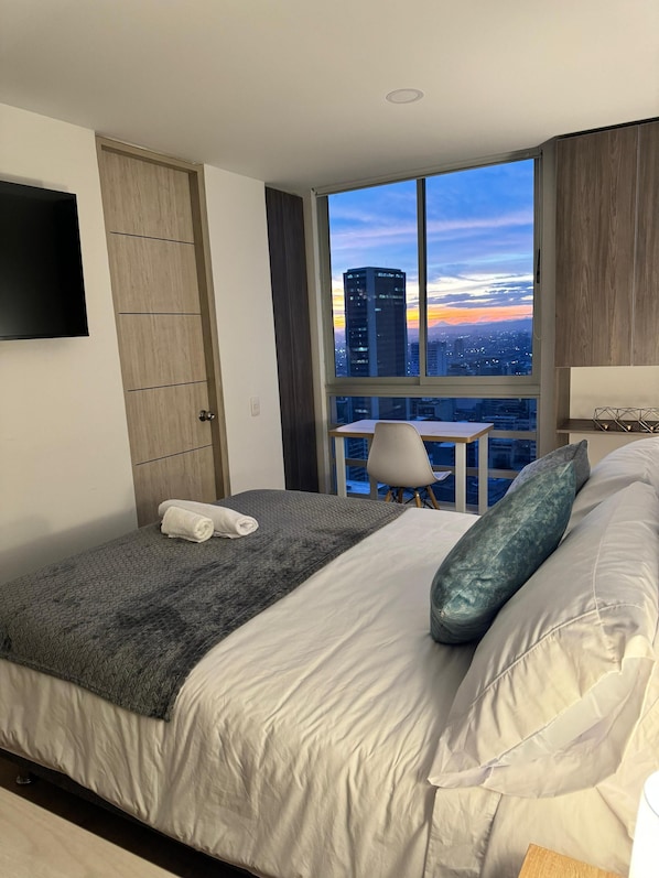 1 chambre, fer et planche à repasser, Wi-Fi gratuit, draps fournis