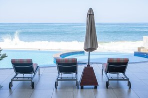 Pool - Ocean Front Solaria Tower 203 (Mazatlán)