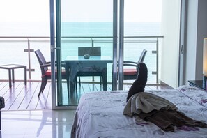 2 bedrooms, iron/ironing board, free WiFi, bed sheets - Ocean Front Solaria Tower 203 (Mazatlán)