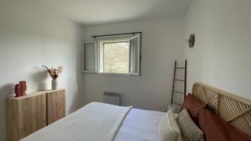 1 間睡房、床單