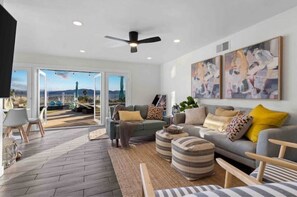 智能电视、电子游戏、书