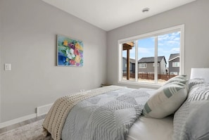 2 habitaciones, tabla de planchar con plancha, wifi y ropa de cama 