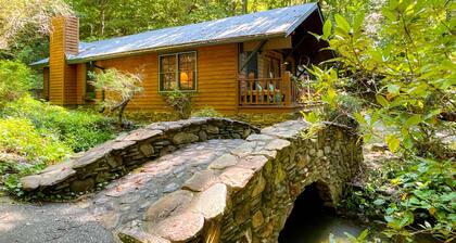 Buffalo Bridge Cottage | Couples Retreat | Bryson City | Great Smoky Mountains